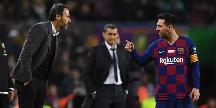 Lionel Messi Arguing With Mallorca Coach, Newsblenda