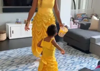 Video: Watch Serena Williams teach her little daughter the ballet dance