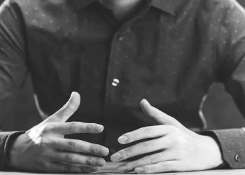 5 Common phrases that indicates when someone is lying