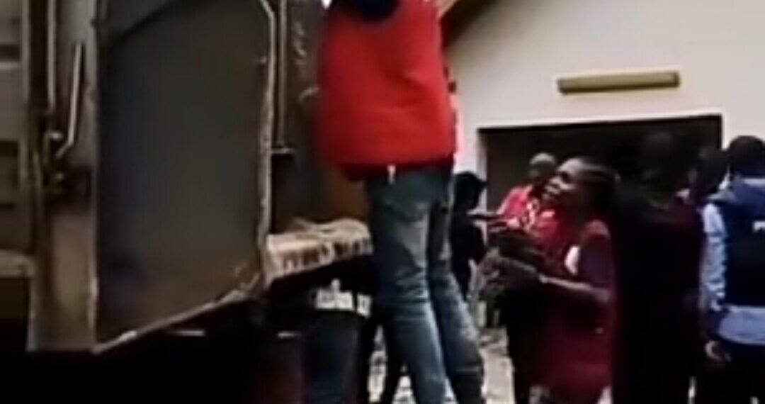 NDLEA uncovers Lagos Drug warehouse; seizes cocaine worth ₦194bn (VIDEO) 1 NDLEA uncovers Lagos Drug warehouse; seizes cocaine worth ₦194bn (VIDEO)