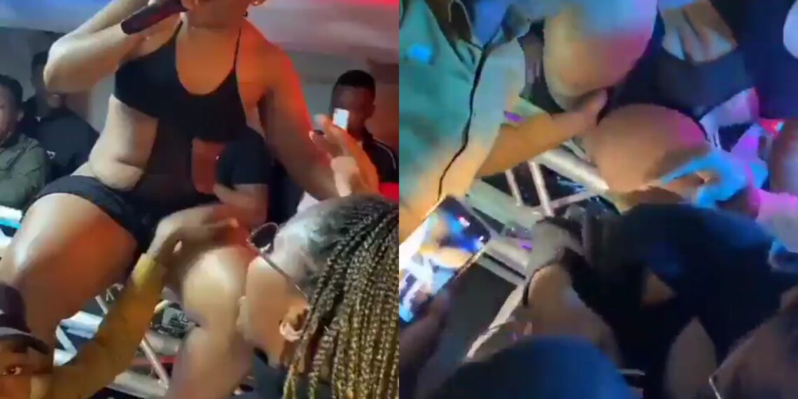 She does it again: Watch the video of Zodwa Wabantu getting a private touch by her fan 1 She does it again: Watch the video of Zodwa Wabantu getting a private touch by her fan