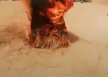 Omo juju get levels: Watch as a masquerade emerged from a burning fire (VIDEO)