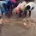 Moment passersby tried to rescue an individual swept by flood in Lagos State (VIDEO) 10 Moment passersby tried to rescue an individual swept by flood in Lagos State (VIDEO)