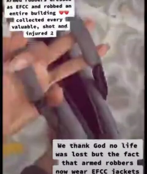 Armed Robbers dressed as EFCC officials to rob a building (VIDEO)