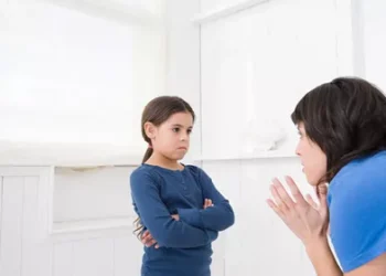 5 Clear Signs you are too strict to your child