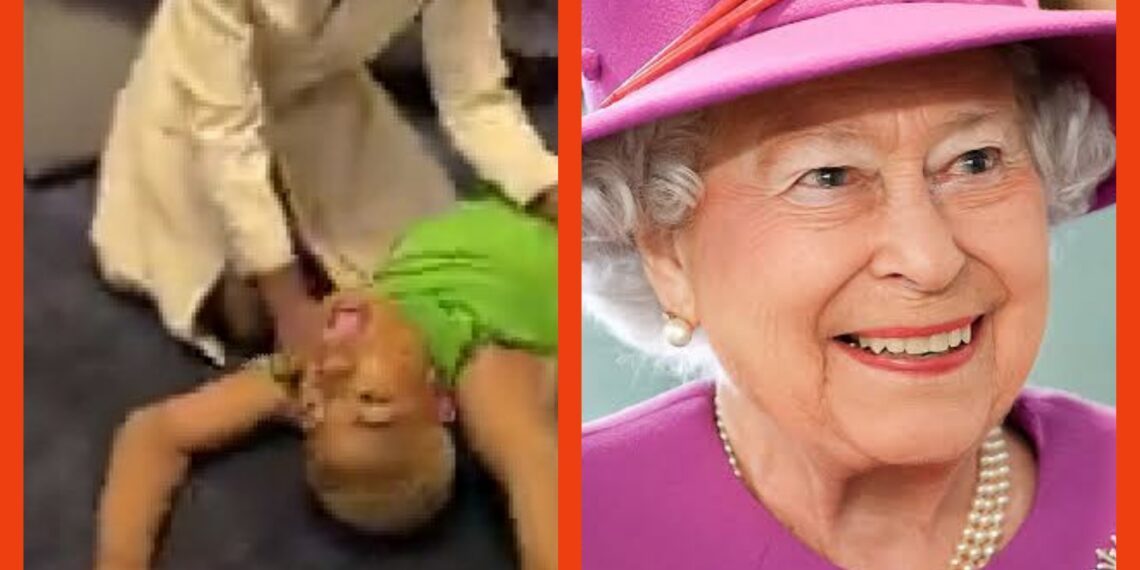 Nigerian Crossdresser, James Brown wails uncontrollably over the death of Queen Elizabeth (VIDEO) 1 Nigerian Crossdresser, James Brown wails uncontrollably over the death of Queen Elizabeth (VIDEO)