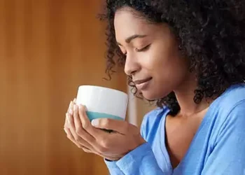 5 Teas that can help you sleep better at night