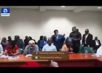 #Asuustrike: Watch moment Chris  Ngige walked out from meeting concerning ASUU strike (video)