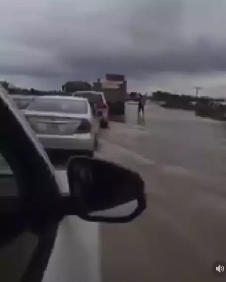 #Flood: See what traveling from Lokoja to Abuja looks like 1 #Flood: See what traveling from Lokoja to Abuja looks like