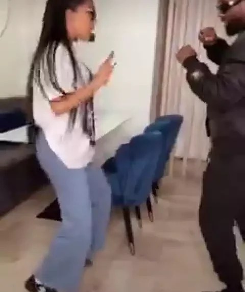 Watch moment BBNaija's Maria and Iyanya danced to Iyanya's hit single -One Side (video) 1 Watch moment BBNaija’s Maria and Iyanya danced to Iyanya’s hit single -One Side (video)