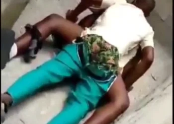 Secondary school students caught kπacking in an uncompleted building (Watch Video)
