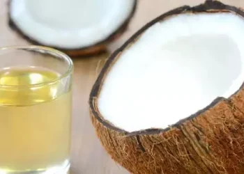 Here are 4 reasons why every man should own coconut oil