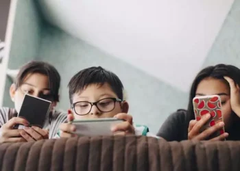 5 Steps to rescue you kids from screen addiction