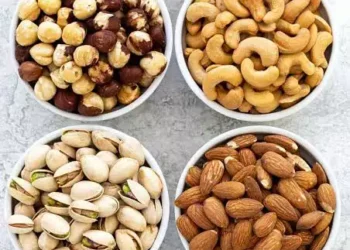 3 mistakes you’re making when storing nuts
