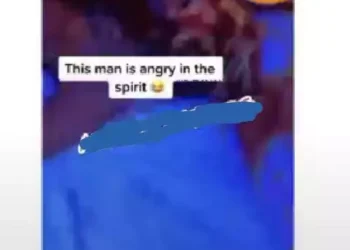 Angry man rants as his baby deprives him of his space and attention from wife(video)