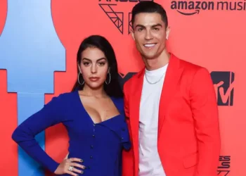 Georgina Rodriguez spends over 330,000 Euros on Ronaldo’s Christmas Gift (photos)