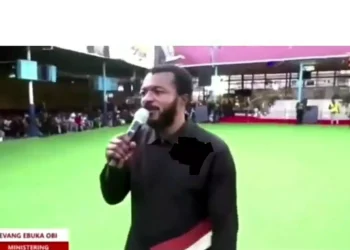 Watch moment a man was bounced while trying to claim another person’s miracle during a church program(VIDEO)