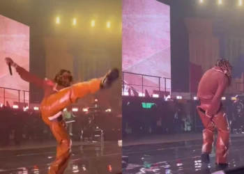 Trending: Watch the moment Asake exposed his pant on stage (video)