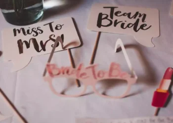 6 Ways to plan for your bridal shower