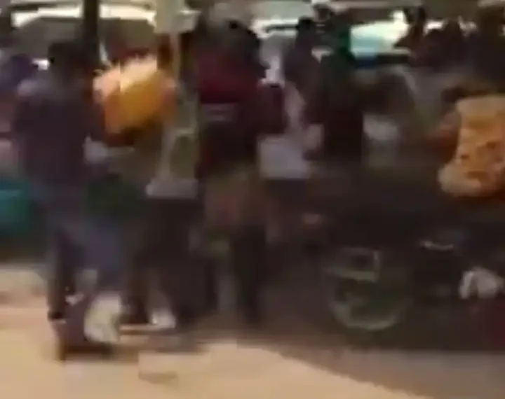 Moment man received beating of his life for supporting Tinubu in a fuel station (video) 1 Moment man received beating of his life for supporting Tinubu in a fuel station (video)
