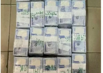 Vote-buying: EFCC intercepts 32.4 million naira in Lagos