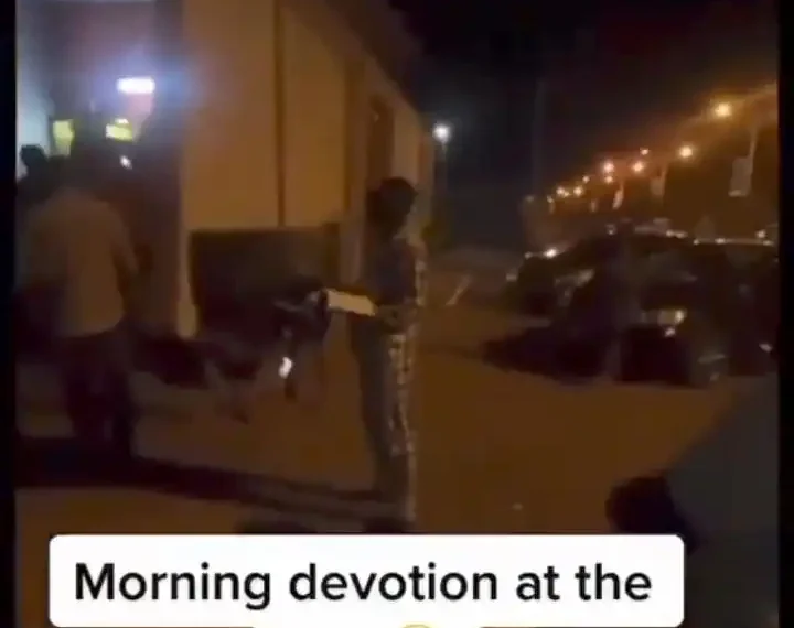 Moment Nigerians who slept at the ATM woke up for Morning Devotion (Video) 1 Moment Nigerians who slept at the ATM woke up for Morning Devotion  (Video)