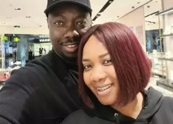 Obi Cubana gifts wife 300 roses, amongst other things on Valentine’s Day (Video)