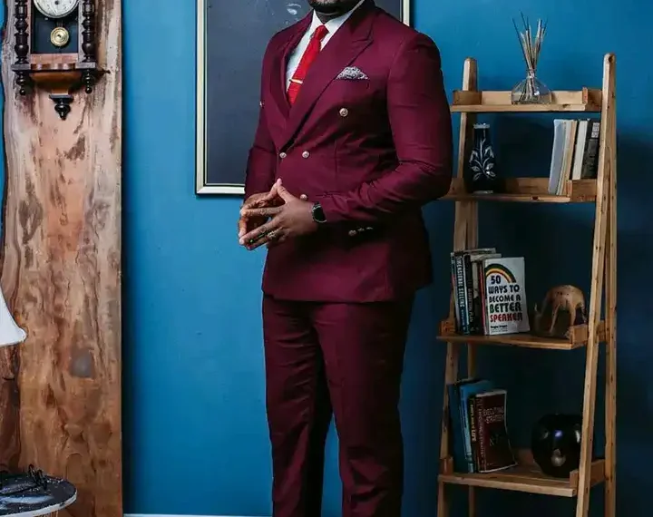 Desmond Elliott wins in Surulere with 17,837 votes 1 Desmond Elliott wins in Surulere with 17,837 votes