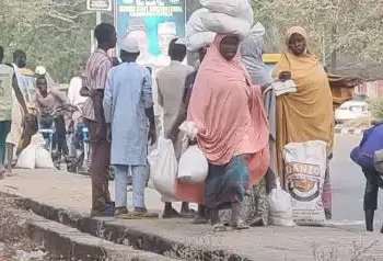 Bauchi residents gets free foodstuffs on election day