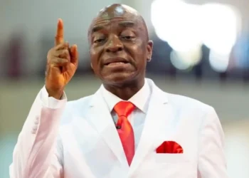 I never campaigned for any political party- Oyedepo (see video)