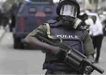 Osun school pupils hospitalized after inhaling teargas fired by police