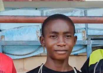 Nigerian Secondary school students wins Guinness World Record for most skips on one foot