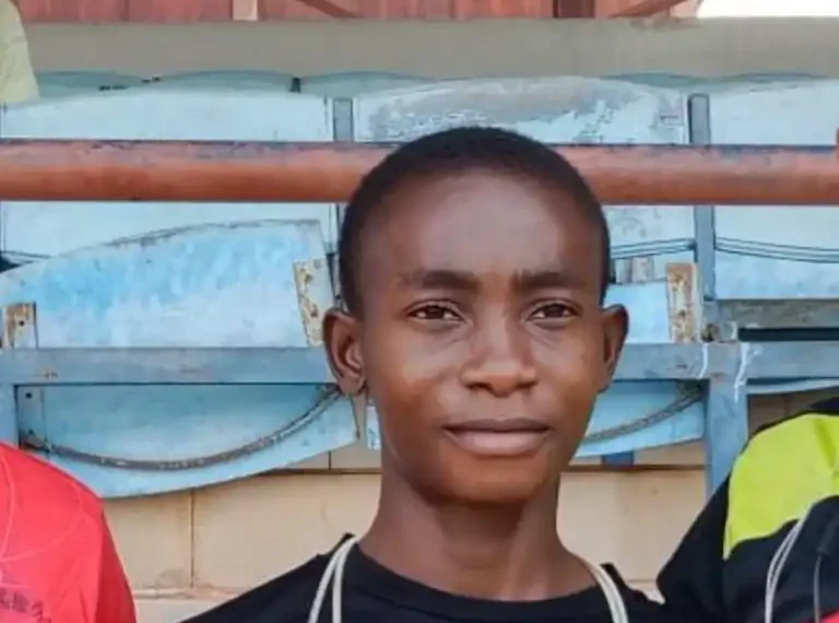 Nigerian Secondary school students wins Guinness World Record for most skips on one foot 1 Nigerian Secondary school students wins Guinness World Record for most skips on one foot