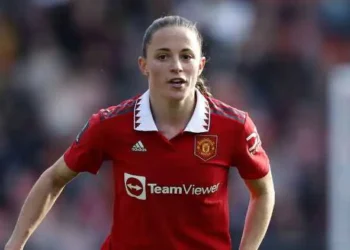Barca signs Ona Battle on free transfer from Man Utd