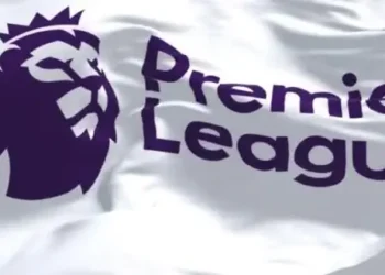 Premier League to clamp down on players harassing referees