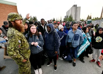 Raging wildfire forces evacuation of thousands in Canada