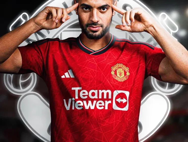 OFFICIAL: Sofyan Amrabat joins Manchester United for €10m 1 OFFICIAL: Sofyan Amrabat joins Manchester United for €10m