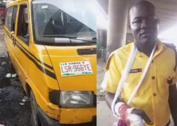 Drama as Danfo Driver Strips Self Naked after Stabbing LASTMA Officer