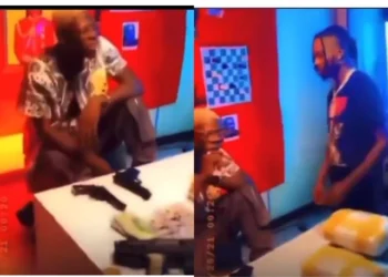 Video Of Naira Marley Drug Dealings Surfaced On Social media (VIDEO)