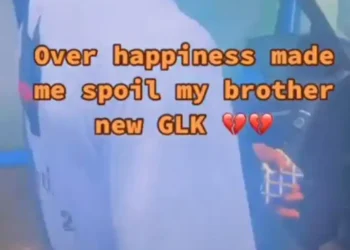 Man recounts how over excitement made him crash his brother’s new GLK (Video)
