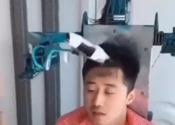 Can you let this robot cut your hair for you? (Watch video)