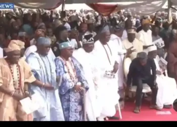 Trending video shows moment Obasanjo orders Oyo monarchs to stand up for him at an event (Video)