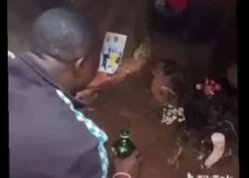 Angry fans go spiritual over Mohbad’s death (video)