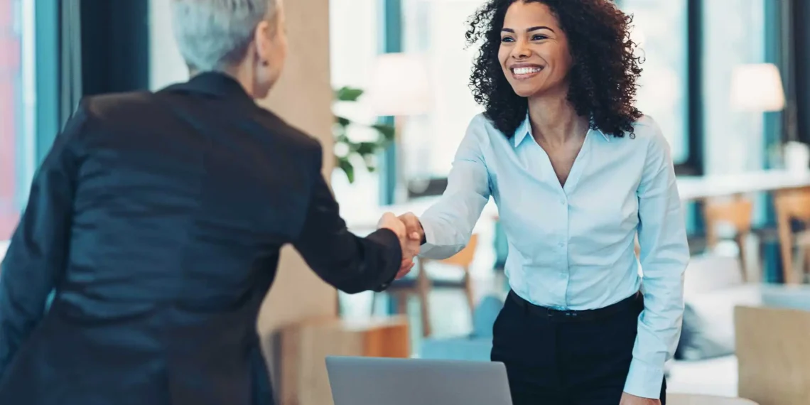 5 Easy Steps to Gain Your Boss's Attention at Work 1 5 Easy Steps to Gain Your Boss’s Attention at Work