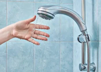 10 Common Mistakes You Make During Shower