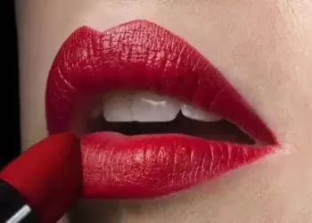 5 Side Effects of Using Lipstick Most Ladies Don’t Know About