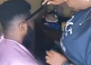 Guys can you allow this? Lady shows off barbing skills using knife and cutlass (Video)
