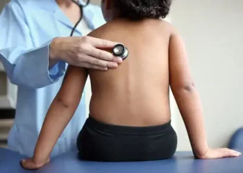 6 Key Signs To Identify Pneumonia in Children 