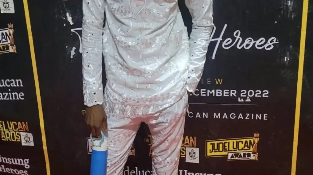 They are now artefacts - Social media user react to Daniel Regha's choice of outfit to Red Carpet 1 They are now artefacts – Social media user react to Daniel Regha’s choice of outfit to Red Carpet