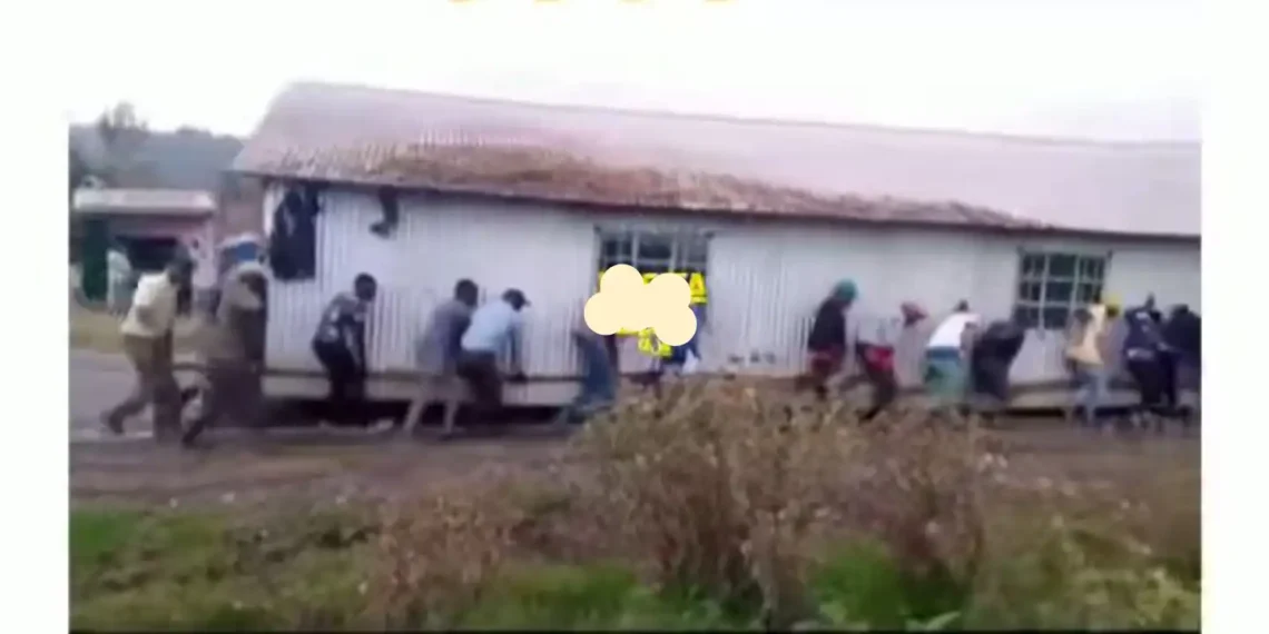 Church members reportedly uproot church from pastor's house after his wife refused to give them tea (Video) 1 Church members reportedly uproot church from pastor’s house after his wife refused to give them tea (Video)